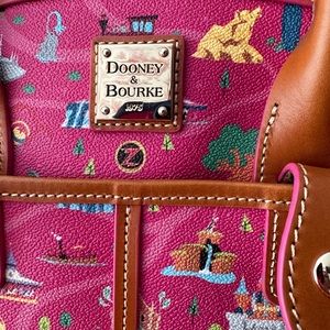 Official Disneyworld park Dooney & Bourke Satchel